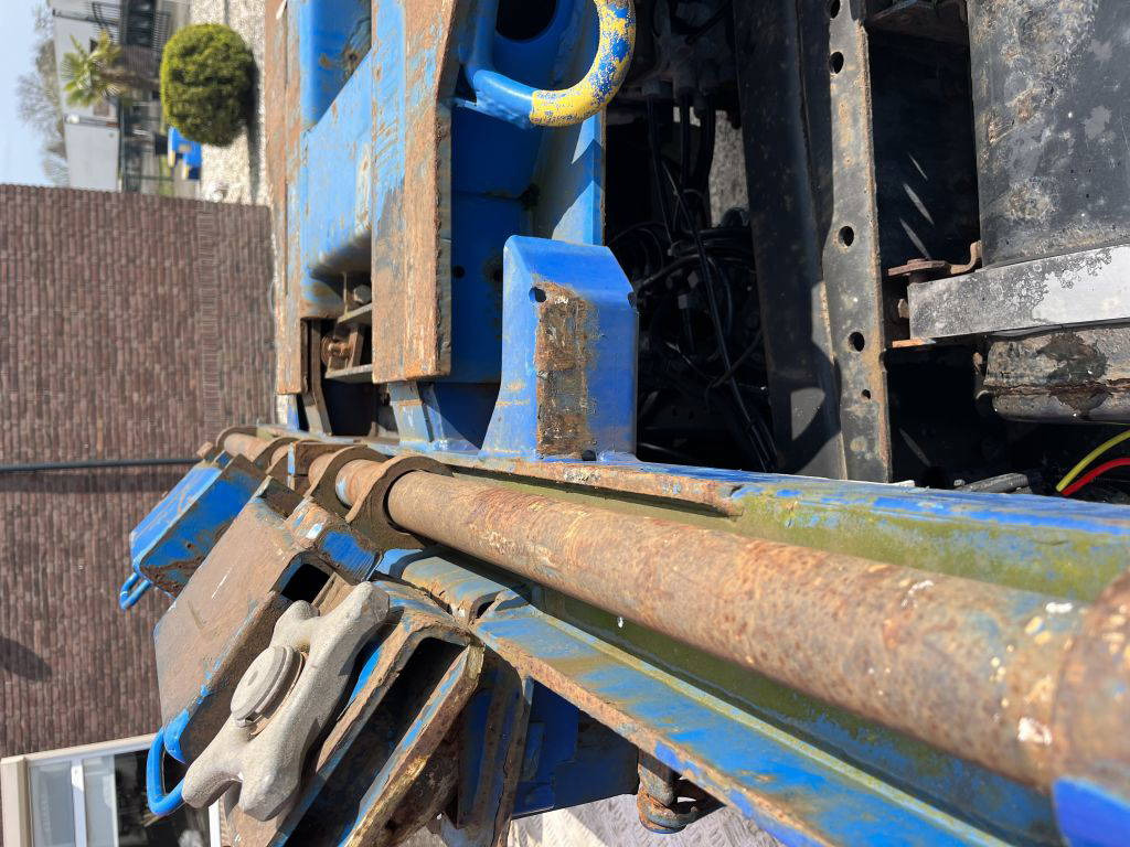 Krone 40FT HC, Voor en achter-uitschuifbaar, BPW 3 stuks - Konteineris-vežimus/ Sukeisti kūną puspriekabė: foto 5 Krone 40FT HC, Voor en achter-uitschuifbaar, BPW 3 stuks - Konteineris-vežimus/ Sukeisti kūną puspriekabė: foto 5
