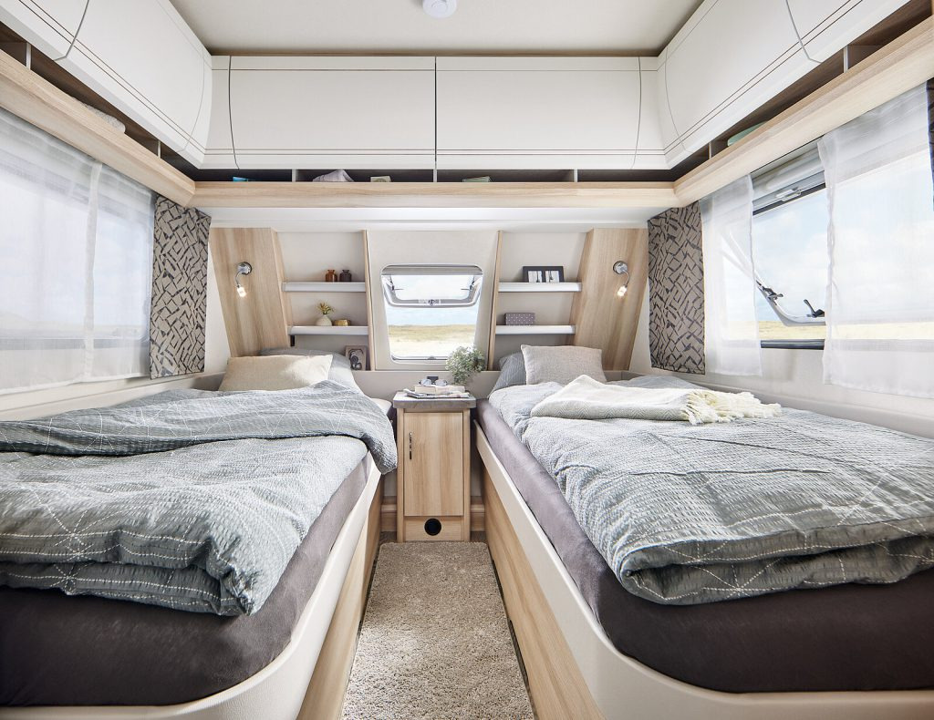 DE LUXE 515 UHL - Prikabinamas namelis: foto 3 DE LUXE 515 UHL - Prikabinamas namelis: foto 3