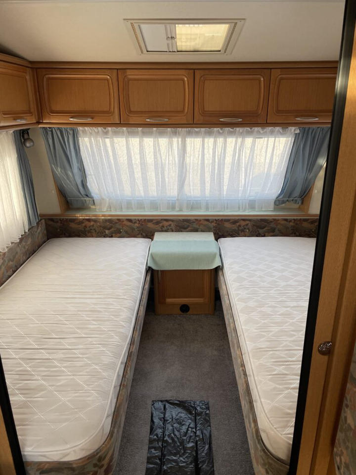 Prikabinamas namelis Hobby 560 UL Prestige 1998: foto 10 Prikabinamas namelis Hobby 560 UL Prestige 1998: foto 10