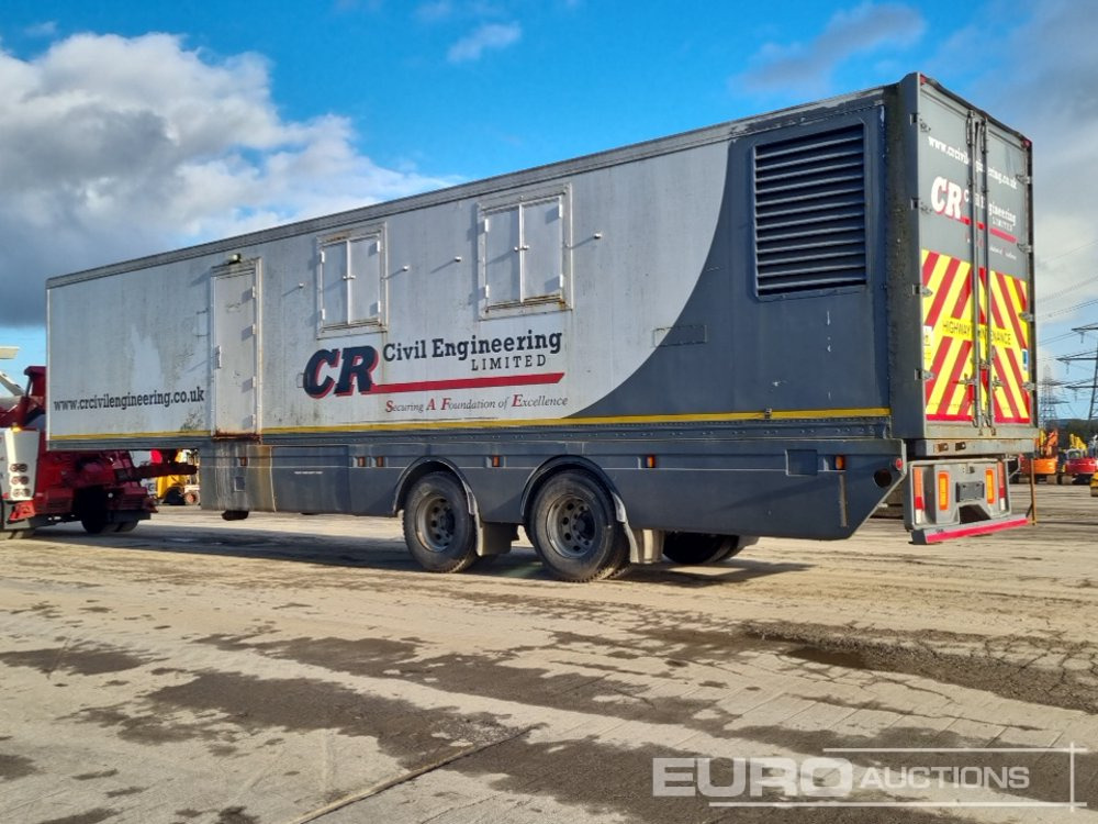 1998 Fruehauf VJH SA2 - Furgonas puspriekabė: foto 3 1998 Fruehauf VJH SA2 - Furgonas puspriekabė: foto 3