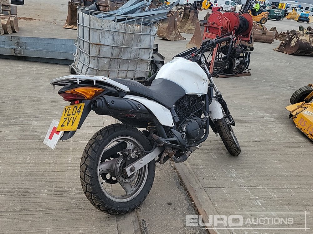 2004 Honda XL125 - Motociklas: foto 5 2004 Honda XL125 - Motociklas: foto 5