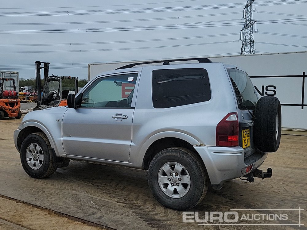 2006 Mitsubishi Shogun - Visureigis: foto 3 2006 Mitsubishi Shogun - Visureigis: foto 3