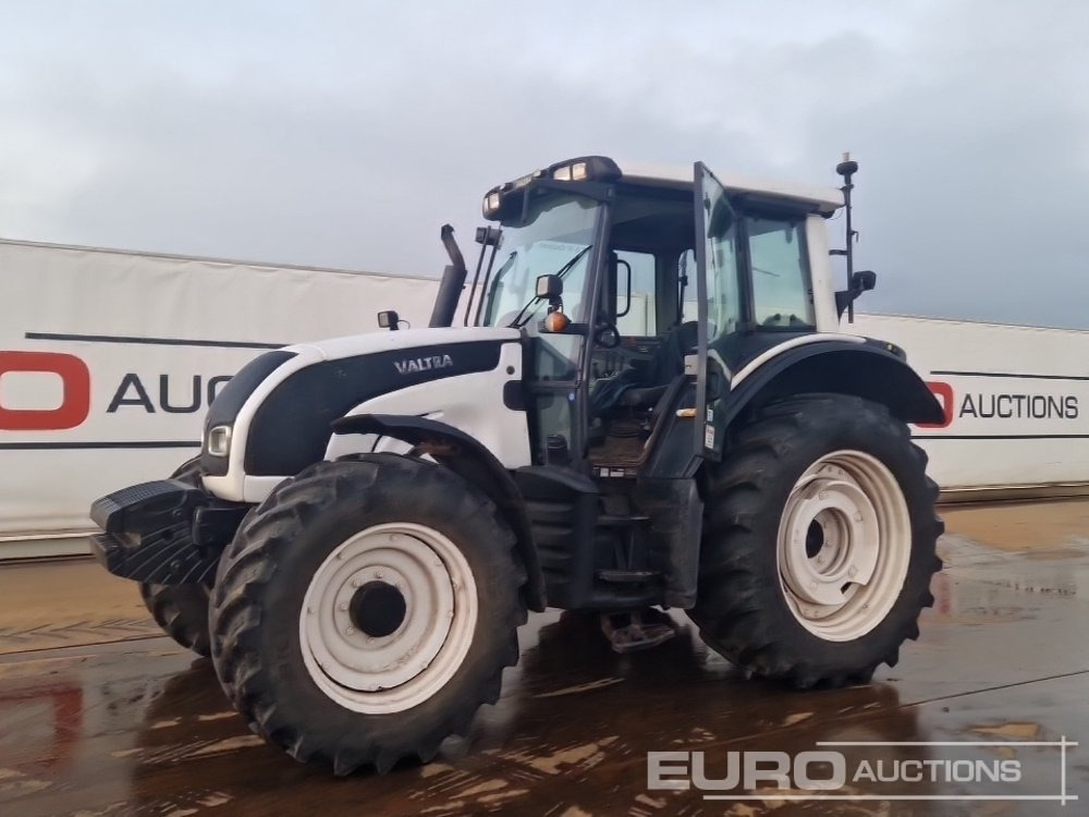 2011 Valtra N121 - Traktorius: foto 1 2011 Valtra N121 - Traktorius: foto 1
