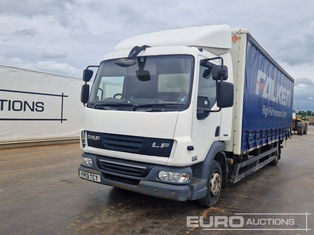 2013 DAF LF45.210 - Tentinis sunkvežimis: foto 1 2013 DAF LF45.210 - Tentinis sunkvežimis: foto 1