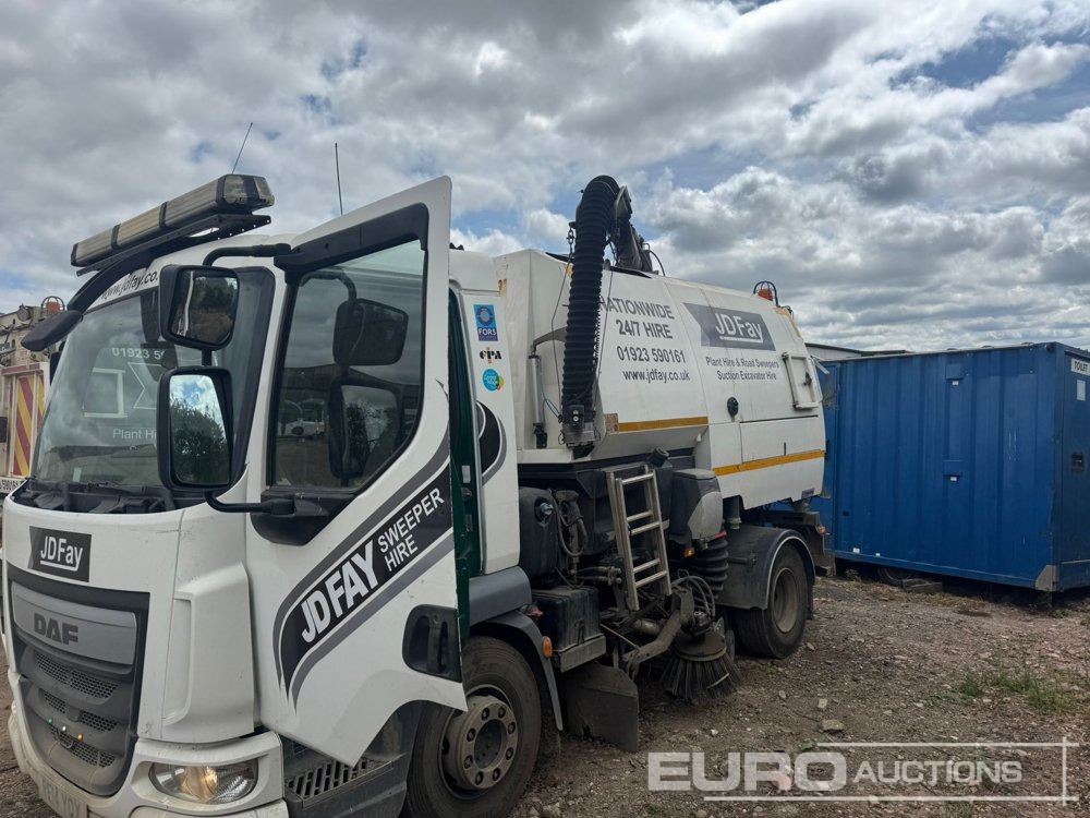 2014 DAF LF 180 FA - Gatvių šlavimo mašina: foto 2 2014 DAF LF 180 FA - Gatvių šlavimo mašina: foto 2