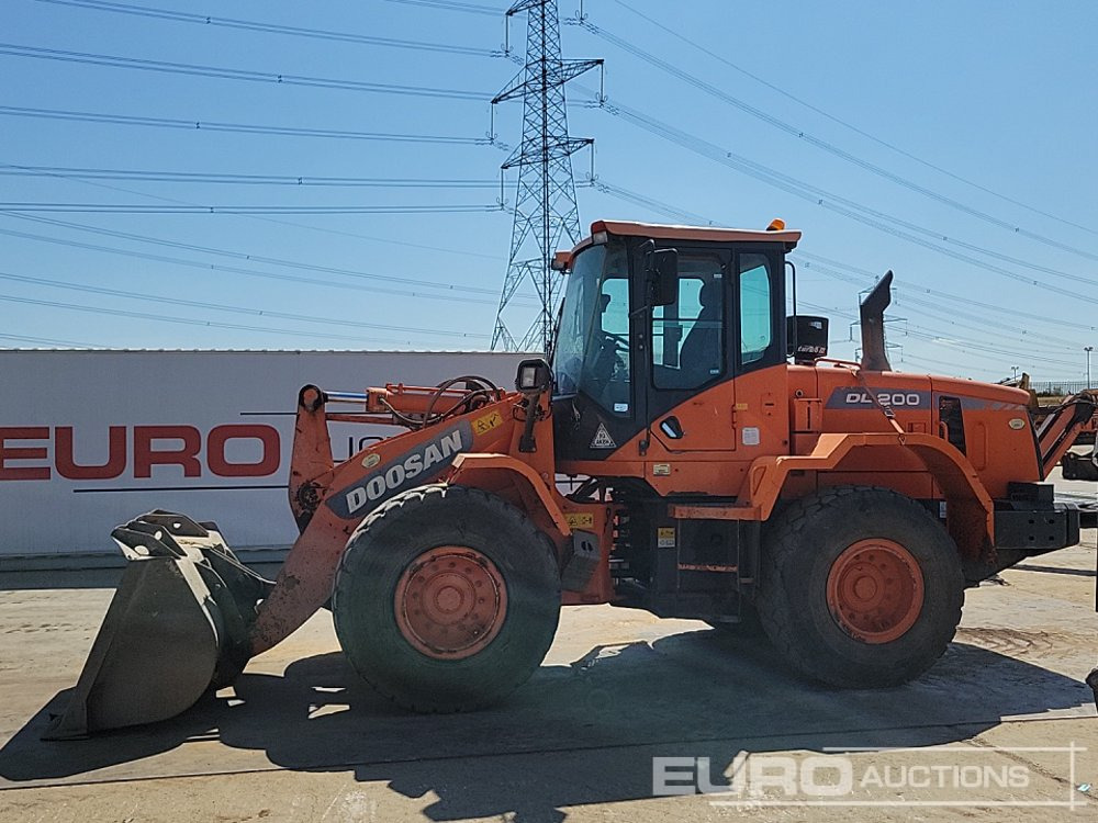 2014 Doosan DL200-3 - Ratinis krautuvas: foto 2 2014 Doosan DL200-3 - Ratinis krautuvas: foto 2