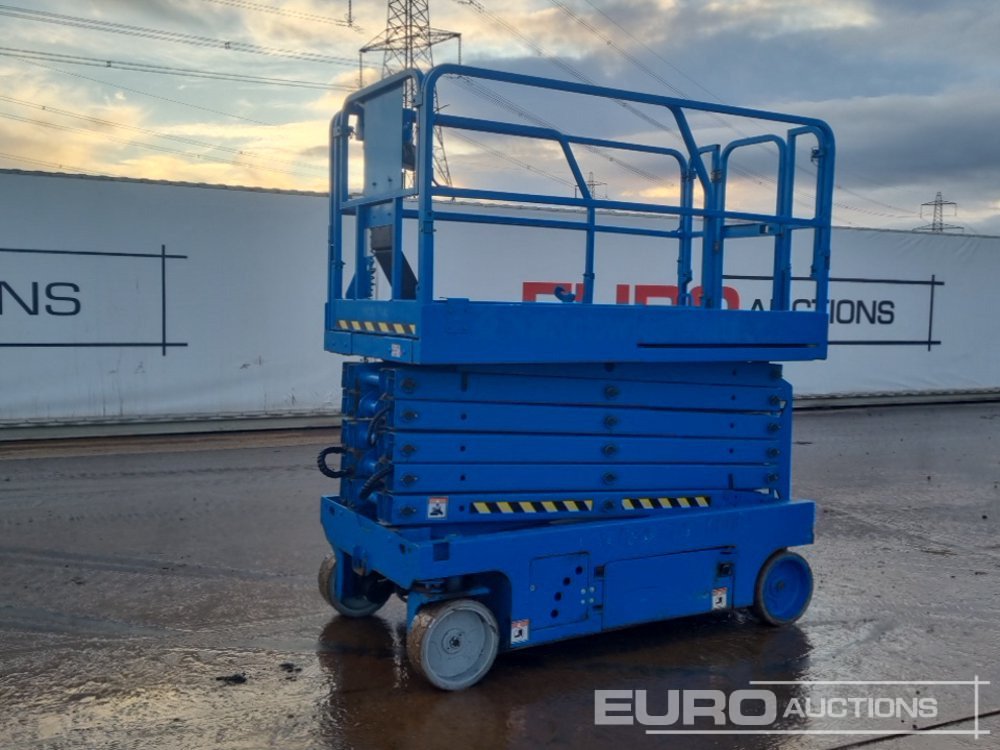 2014 Genie GS4047 - Kėlimo platforma: foto 1 2014 Genie GS4047 - Kėlimo platforma: foto 1