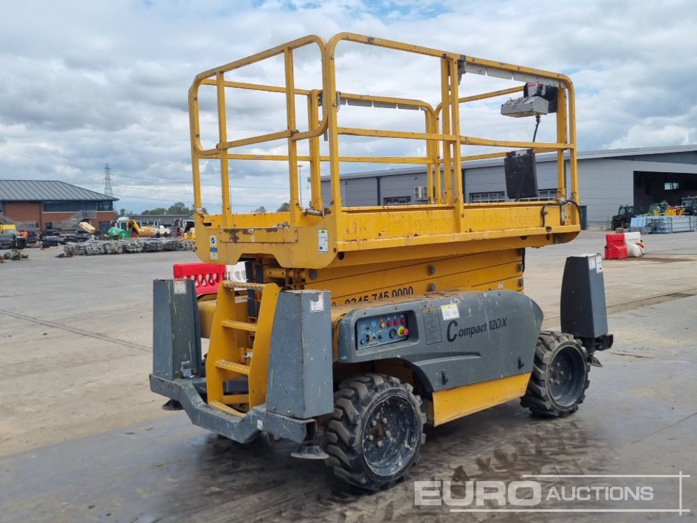2014 Haulotte Compact 12DX - Kėlimo platforma: foto 5 2014 Haulotte Compact 12DX - Kėlimo platforma: foto 5