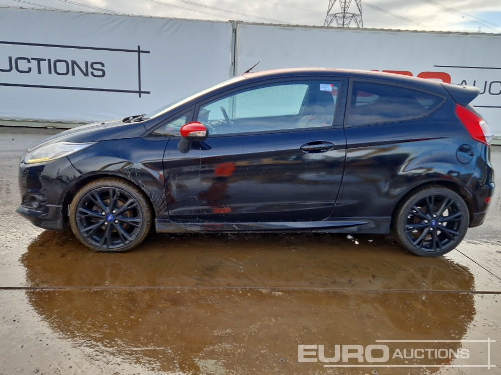 2015 Ford Fiesta - Lengvasis automobilis: foto 2 2015 Ford Fiesta - Lengvasis automobilis: foto 2