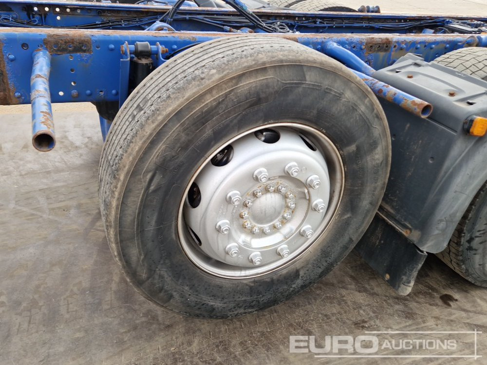 Važiuoklės sunkvežimis 2015 MAN TGX26.440: foto 12
