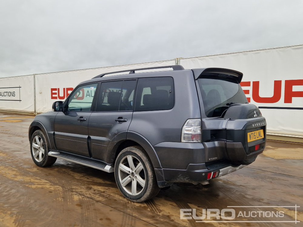 2015 Mitsubishi Shogun - Visureigis: foto 3 2015 Mitsubishi Shogun - Visureigis: foto 3