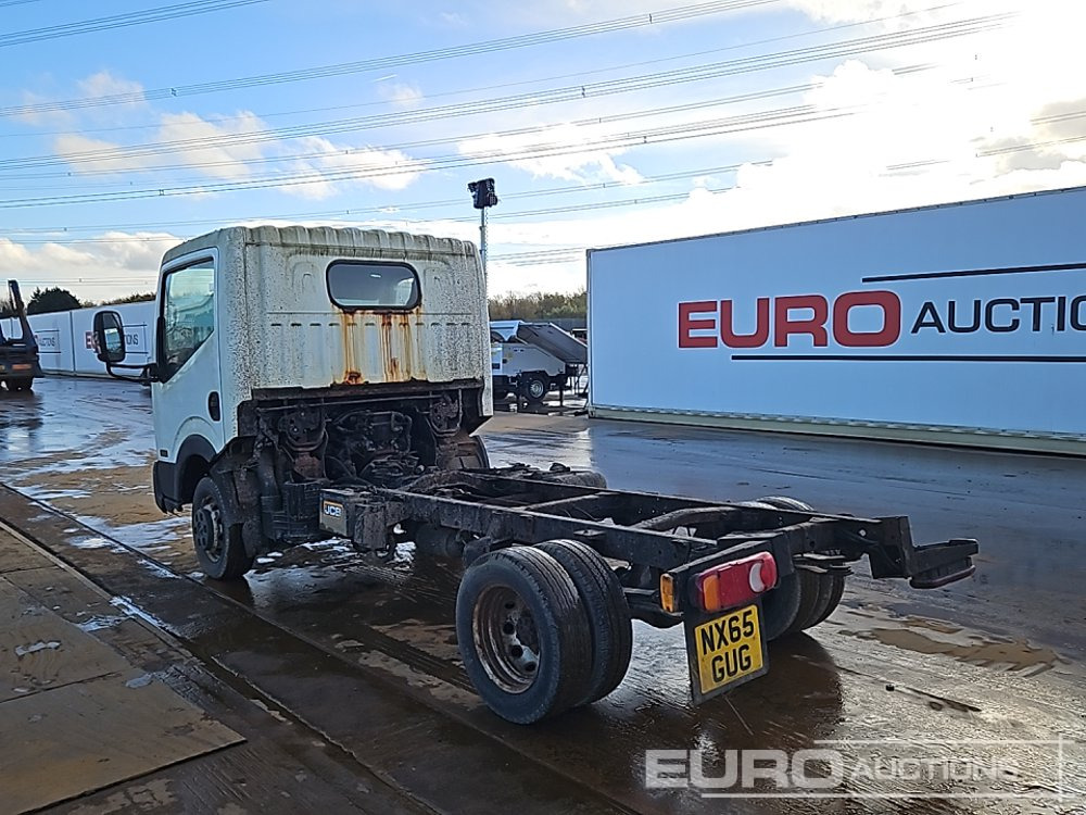 2015 Nissan NT400 - Važiuoklės sunkvežimis: foto 3 2015 Nissan NT400 - Važiuoklės sunkvežimis: foto 3