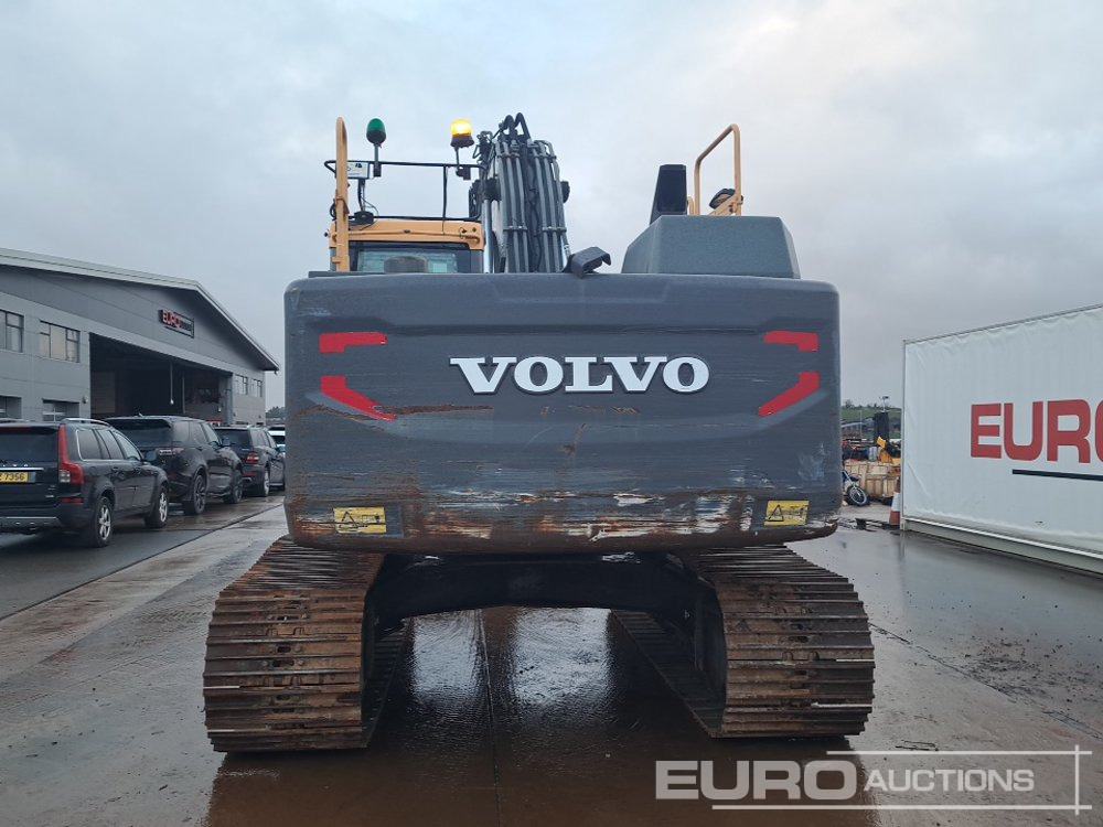2015 Volvo EC220EL - Vikšrinis ekskavatorius: foto 4 2015 Volvo EC220EL - Vikšrinis ekskavatorius: foto 4