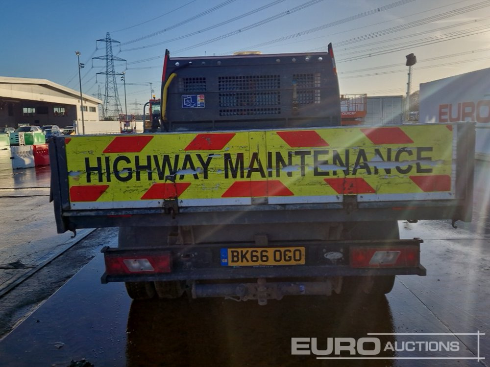 2016 Ford Transit 350 - Mažas savivartis: foto 4 2016 Ford Transit 350 - Mažas savivartis: foto 4