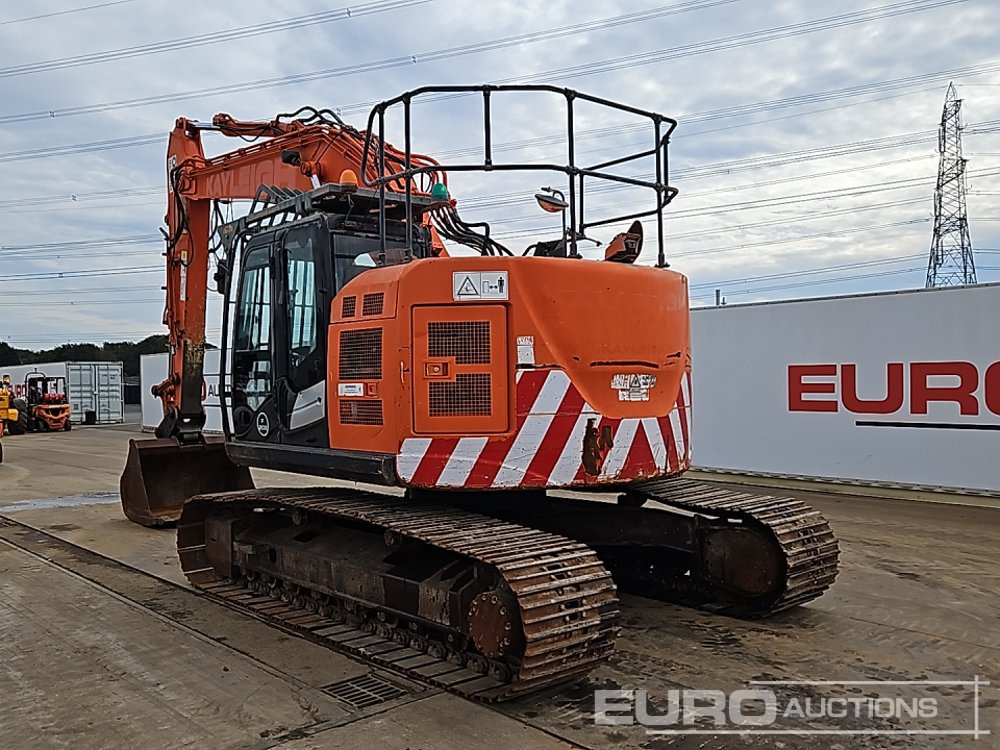 2016 Hitachi ZX225USLC-5B - Vikšrinis ekskavatorius: foto 3 2016 Hitachi ZX225USLC-5B - Vikšrinis ekskavatorius: foto 3