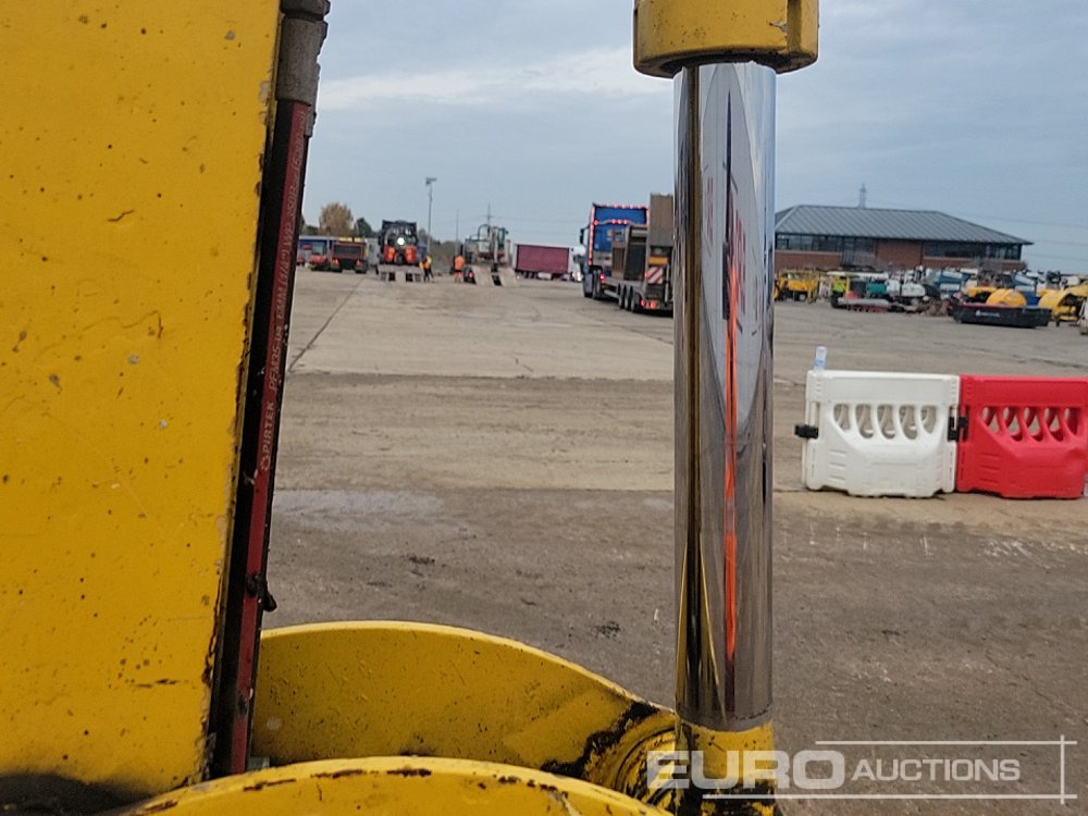 Mini ekskavatorius 2016 Komatsu PC55MR-3: foto 27