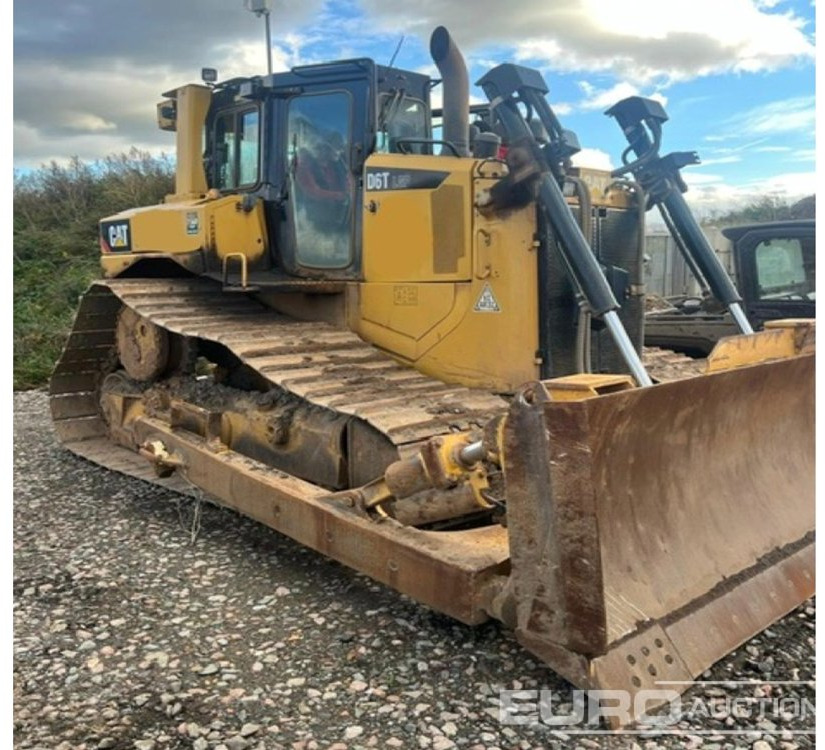 2017 CAT D6T - Buldozeris: foto 1 2017 CAT D6T - Buldozeris: foto 1