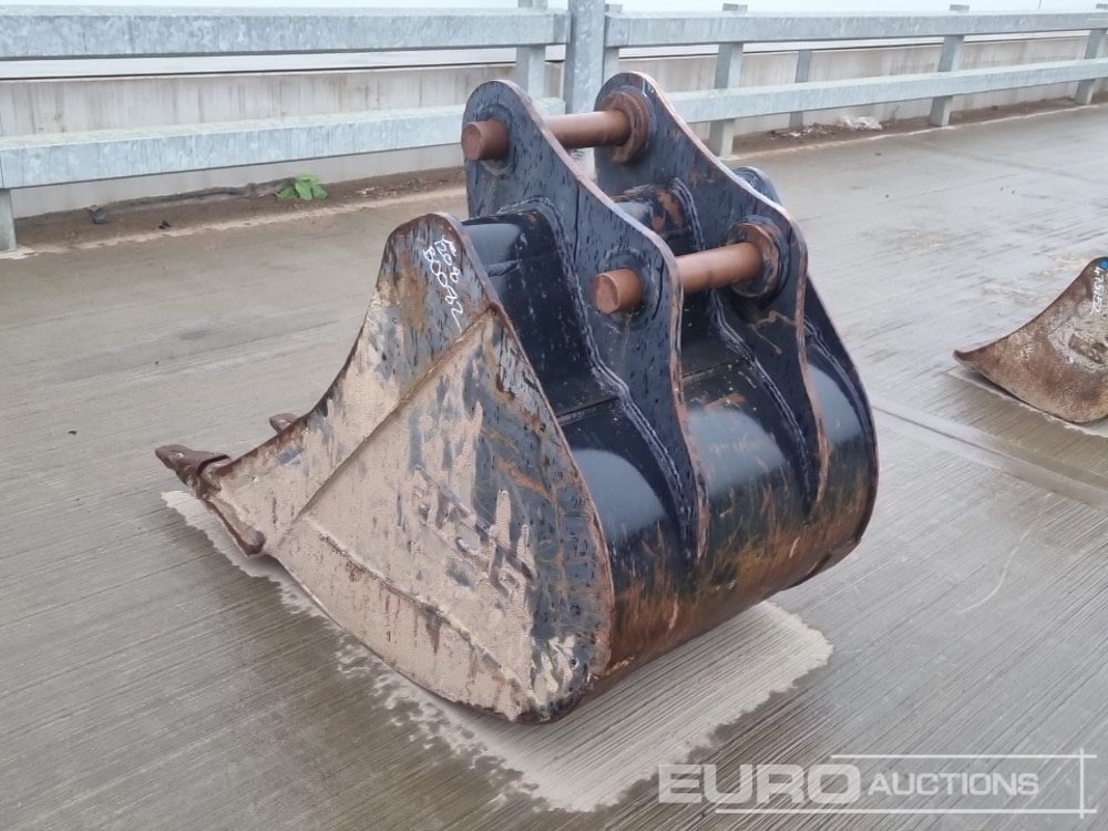 2018 JCB 34" Digging Bucket 65mm Pin to suit 13 Ton Excavator - Kaušas: foto 3 2018 JCB 34" Digging Bucket 65mm Pin to suit 13 Ton Excavator - Kaušas: foto 3