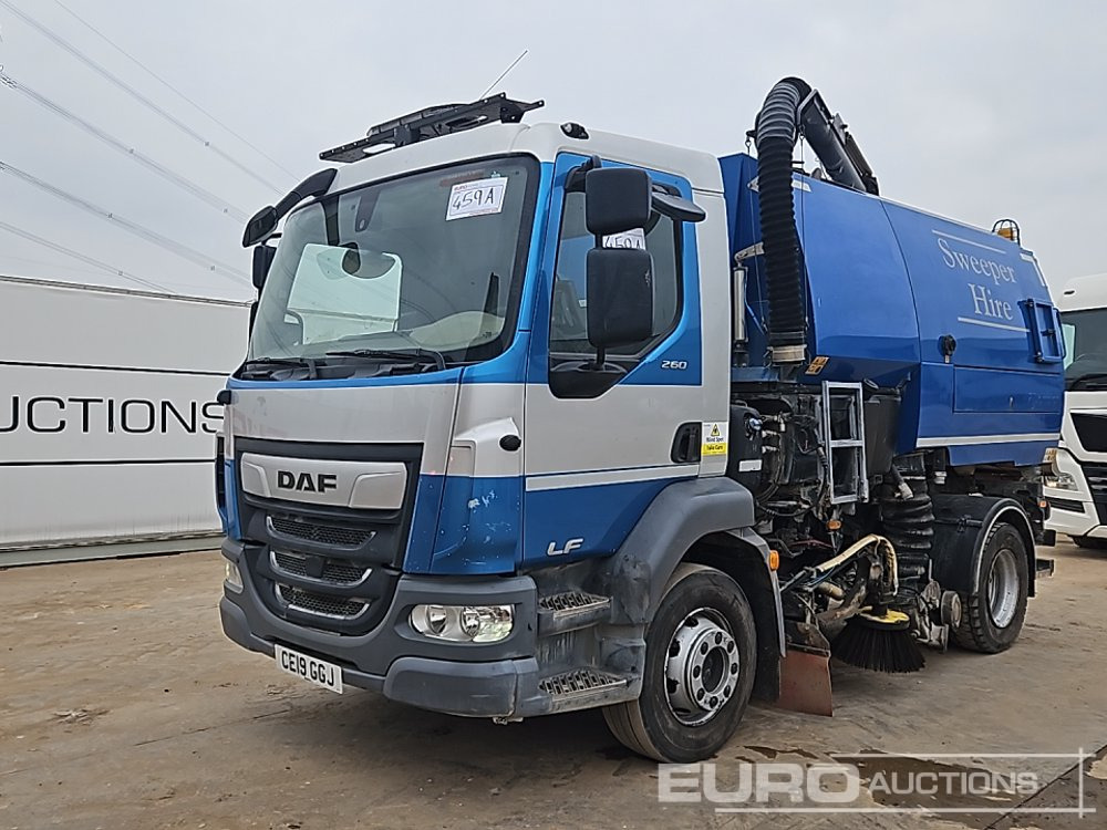 2019 DAF LF230 - Gatvių šlavimo mašina: foto 1 2019 DAF LF230 - Gatvių šlavimo mašina: foto 1