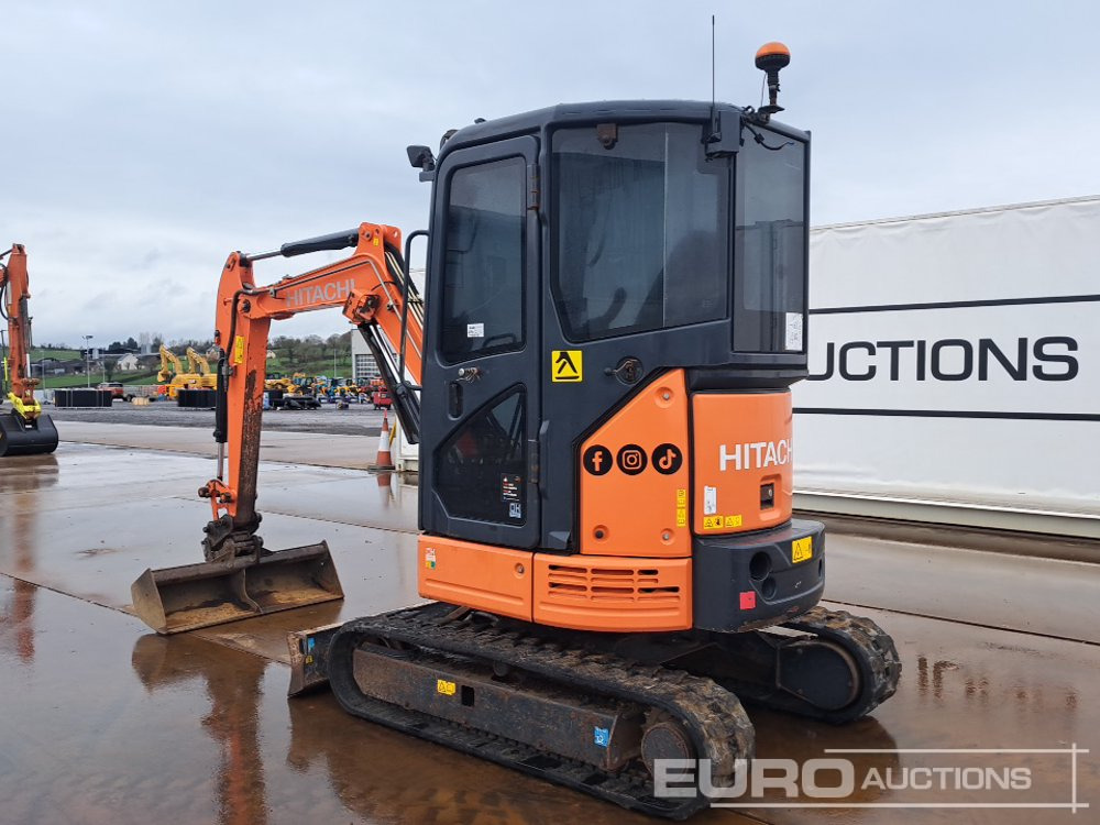 2019 Hitachi ZX26U-5A CR - Mini ekskavatorius: foto 3 2019 Hitachi ZX26U-5A CR - Mini ekskavatorius: foto 3