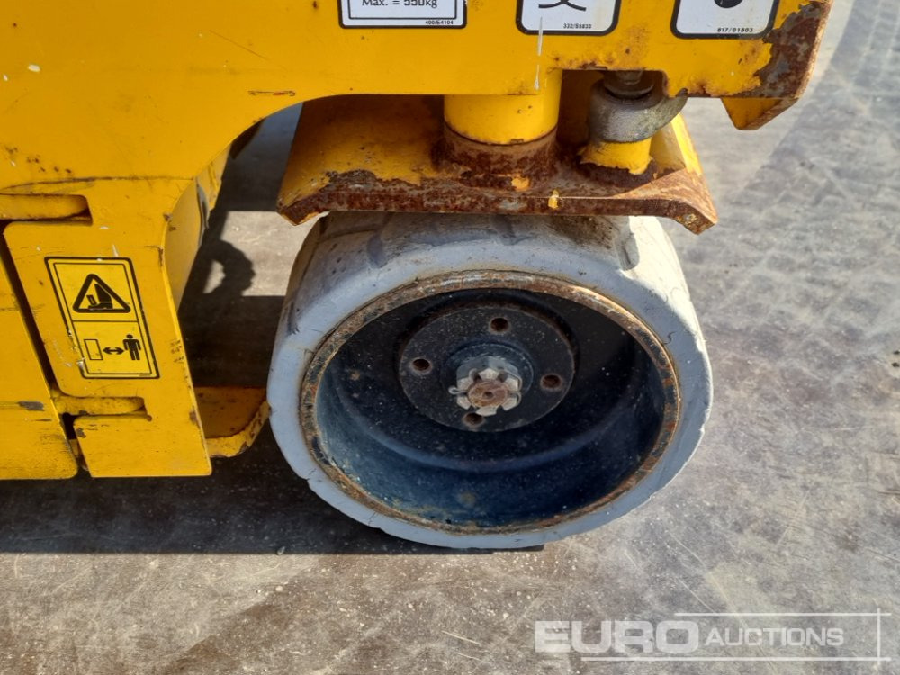Kėlimo platforma 2019 JCB S1930E: foto 10