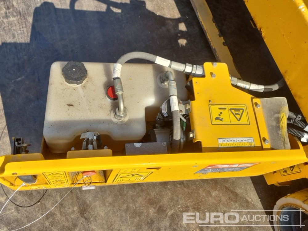 Kėlimo platforma 2019 JCB S1930E: foto 21