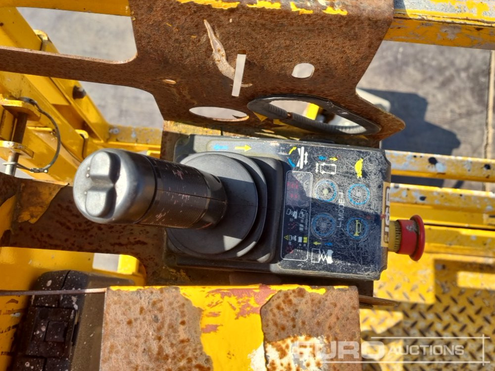 Kėlimo platforma 2019 JCB S1930E: foto 27