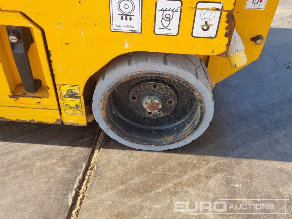 Kėlimo platforma 2019 JCB S1930E: foto 12
