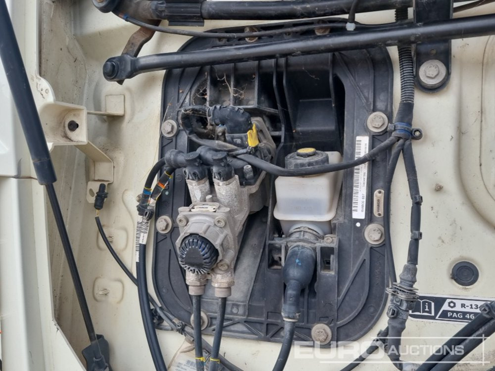 Nuožulnaus pakėlimo ant platformos sunkvežimis 2020 DAF LF260: foto 29
