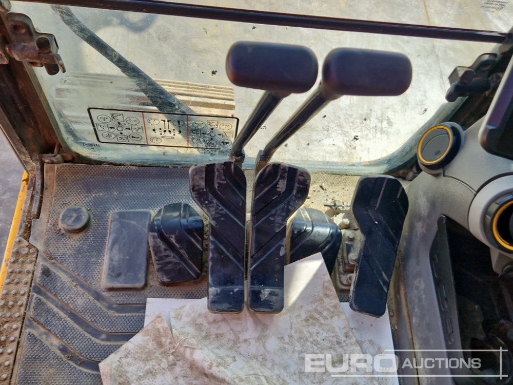 Vikšrinis ekskavatorius 2020 JCB 220XL: foto 48
