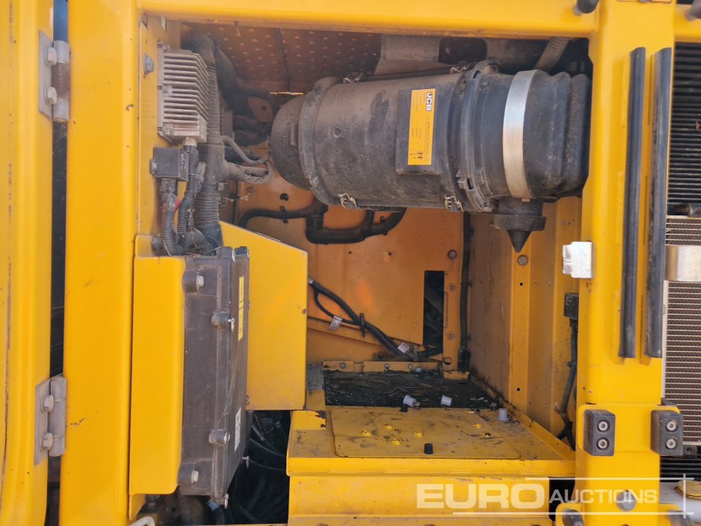 Vikšrinis ekskavatorius 2020 JCB 220XL: foto 44