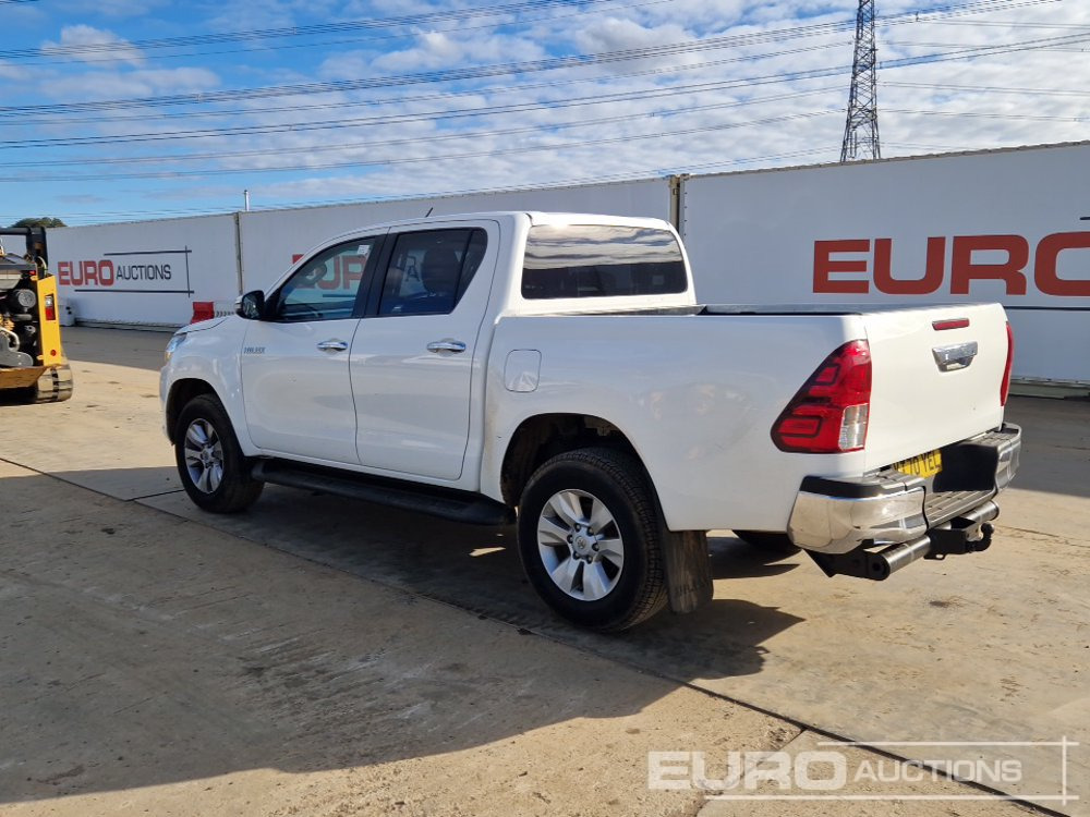 2020 Toyota Hilux Icon - Pikapas: foto 3 2020 Toyota Hilux Icon - Pikapas: foto 3
