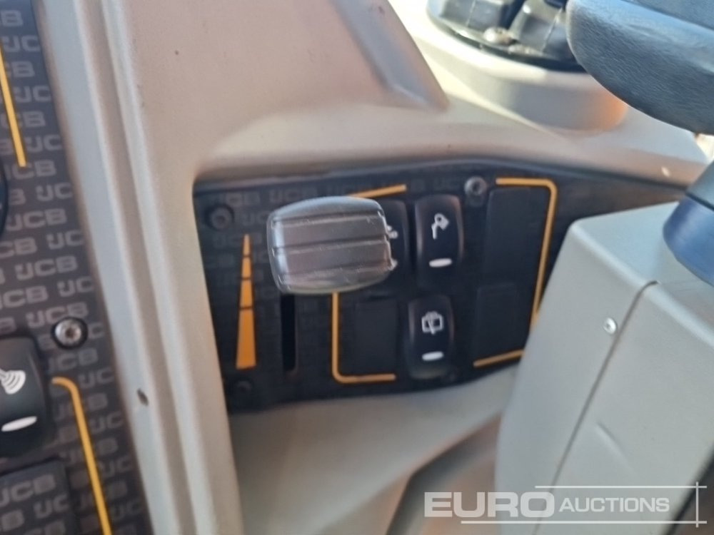 Ekskavatorius-krautuvas 2021 JCB  3CX: foto 44