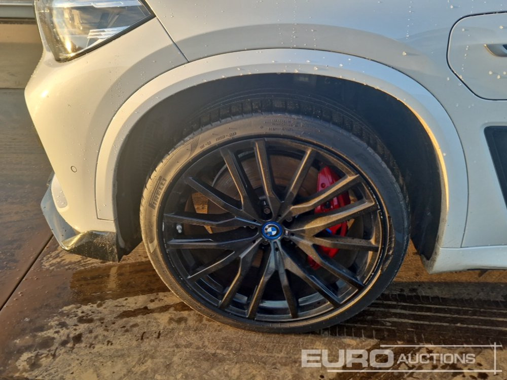 2022 BMW X5 45E M-Sport - Visureigis: foto 5 2022 BMW X5 45E M-Sport - Visureigis: foto 5