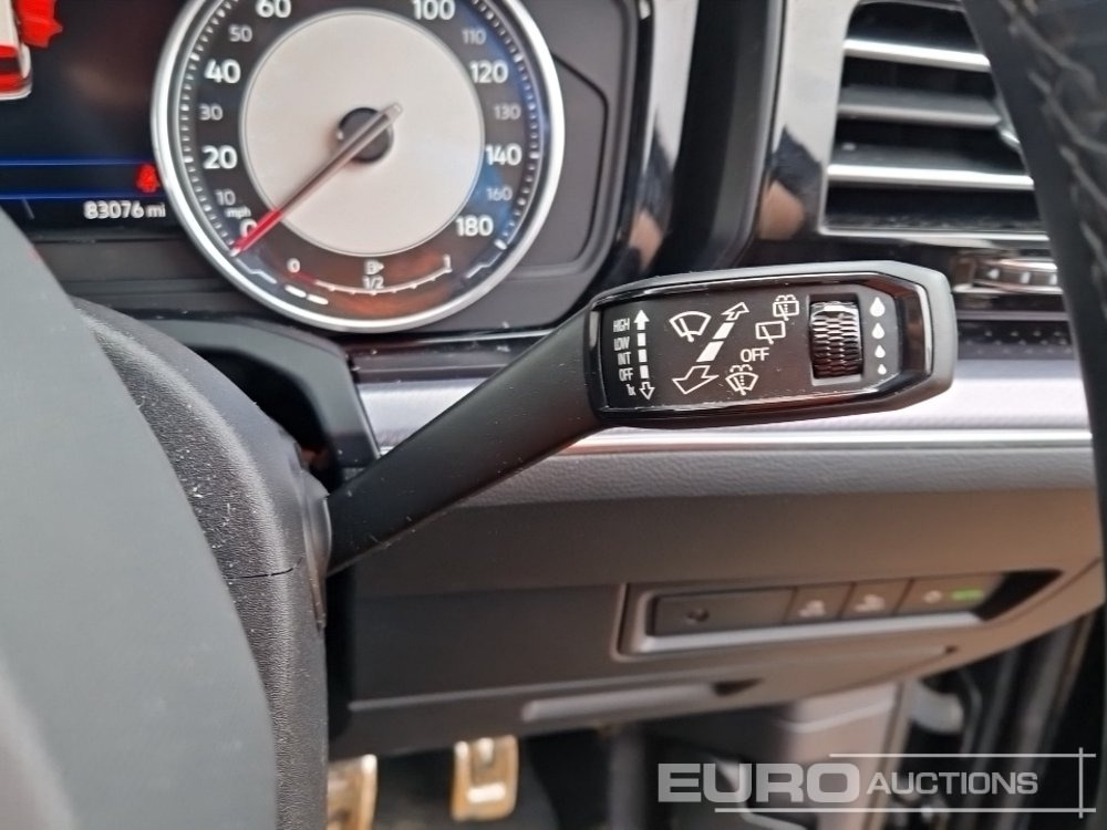 Visureigis 2022 Volkswagen Touareg: foto 34