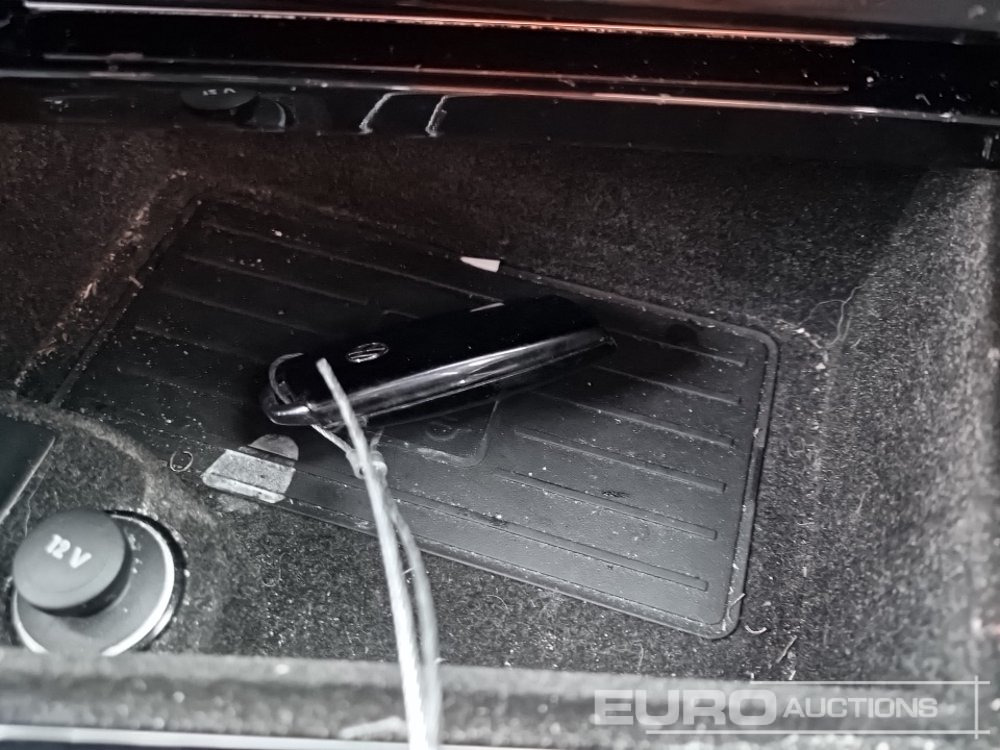 Visureigis 2022 Volkswagen Touareg: foto 31