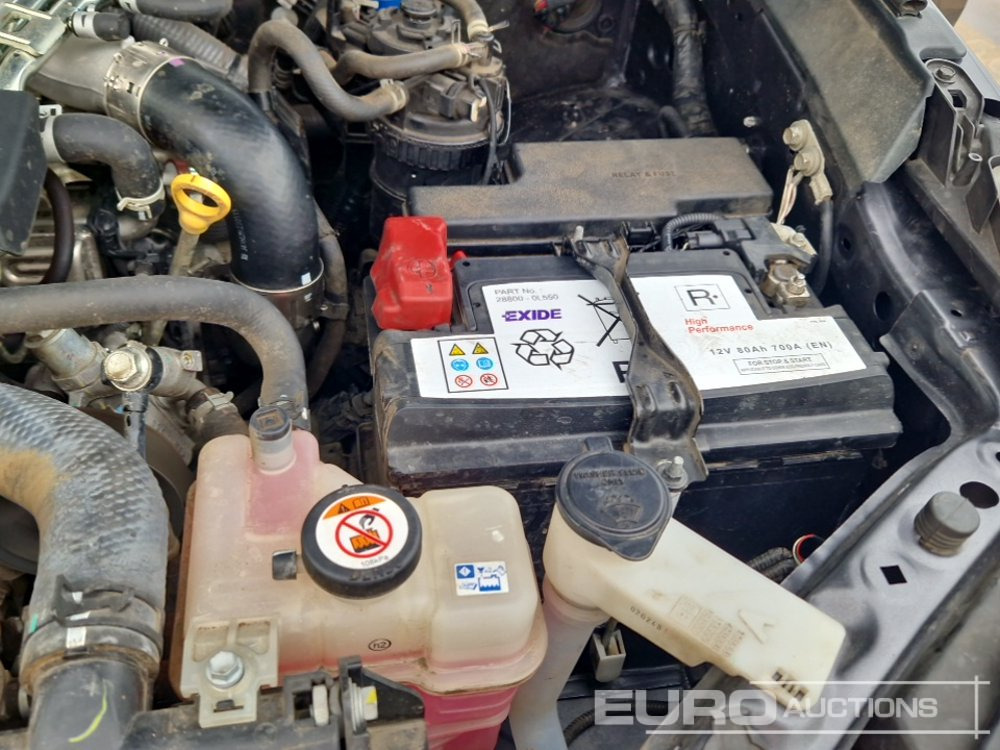 Pikapas 2023 Toyota Hilux: foto 46