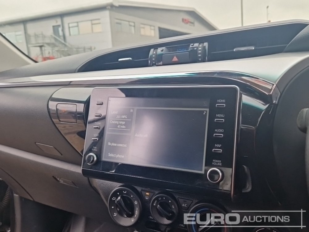 Pikapas 2023 Toyota Hilux: foto 35