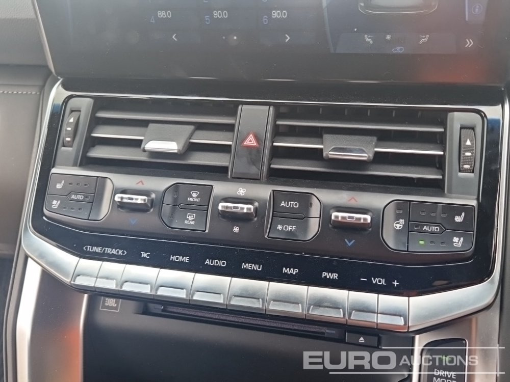 Visureigis 2024 Toyota Land Cruiser: foto 45 Visureigis 2024 Toyota Land Cruiser: foto 45