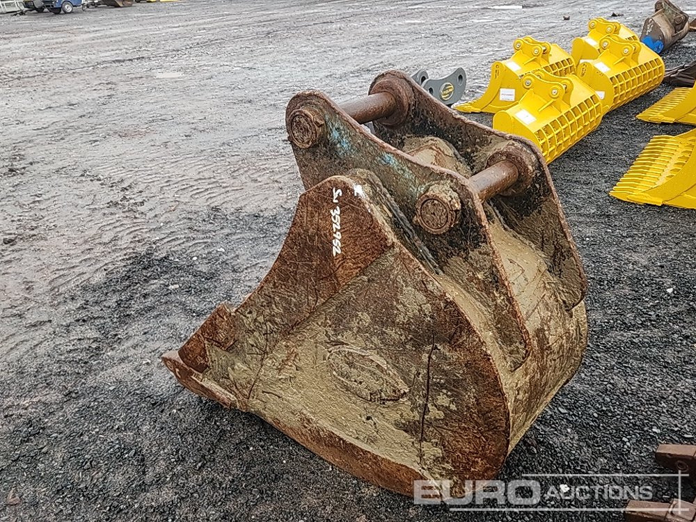 24" Strickland Digging Bucket 65mm Pin to suit 13 Ton Excavator - Kaušas: foto 2 24" Strickland Digging Bucket 65mm Pin to suit 13 Ton Excavator - Kaušas: foto 2
