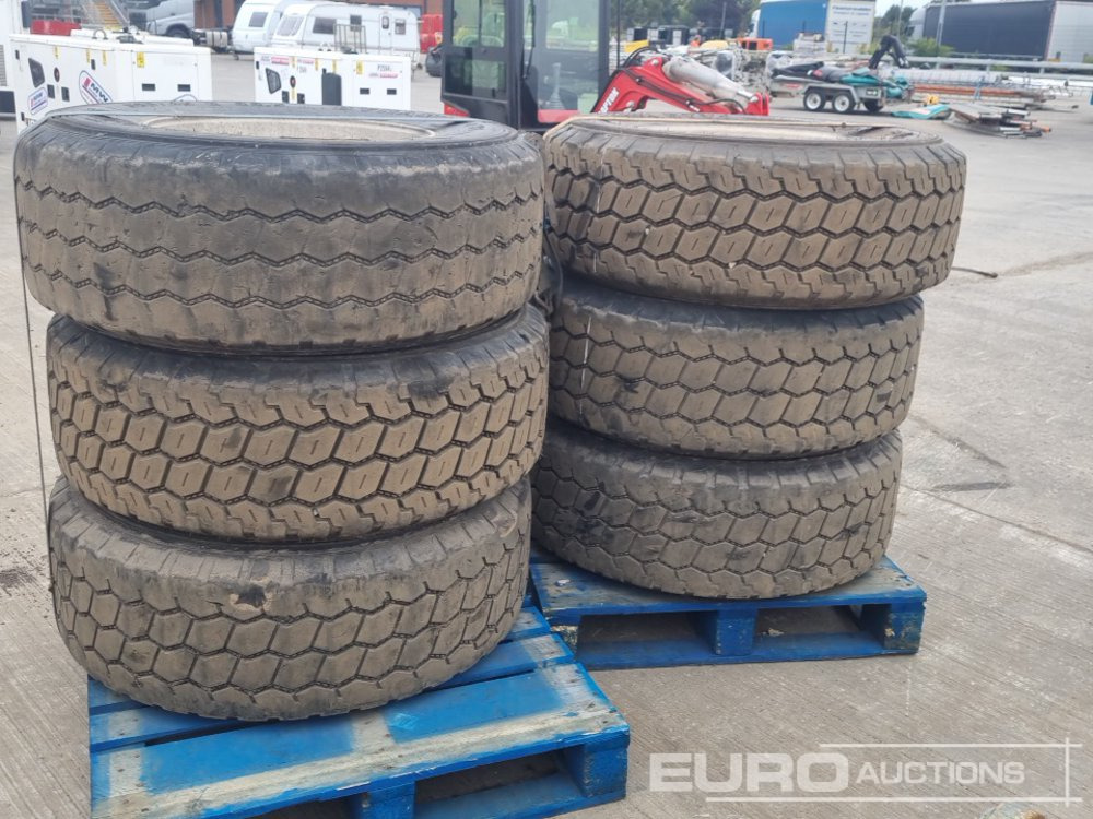 385/65-R22.5 Tyre & Rim (6 of) - Padanga: foto 4 385/65-R22.5 Tyre & Rim (6 of) - Padanga: foto 4