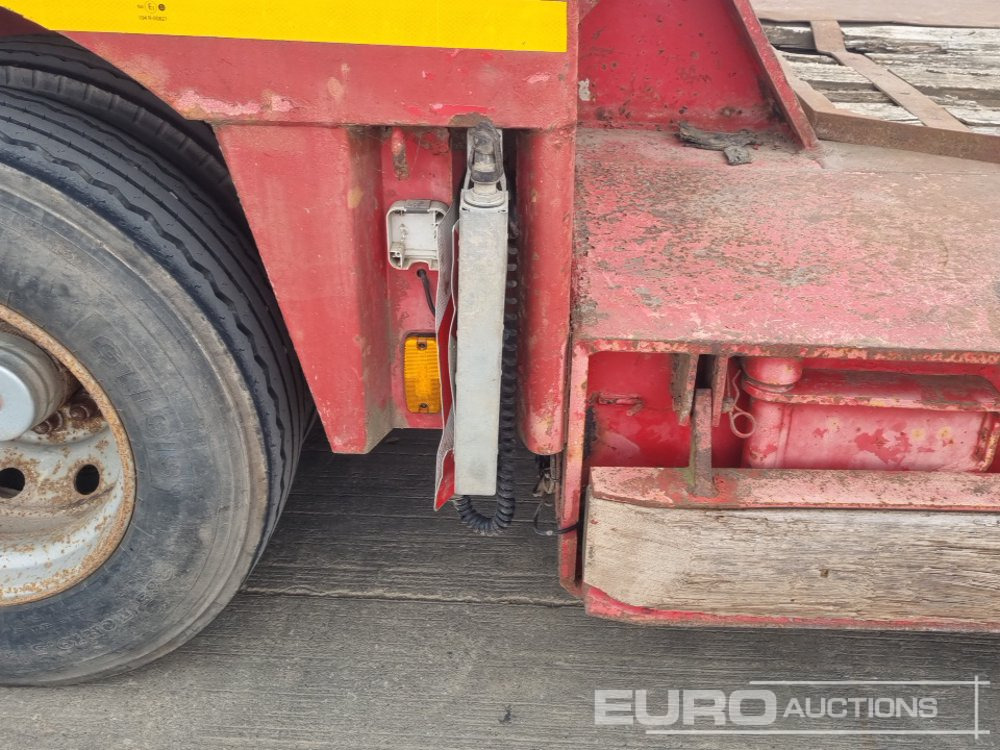 Žemo profilio platforma puspriekabė 4 Axle Drop Neck Low Loader Trailer, Power Steer, 3" Pin: foto 32