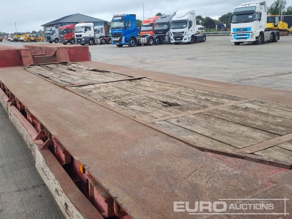 Žemo profilio platforma puspriekabė 4 Axle Drop Neck Low Loader Trailer, Power Steer, 3" Pin: foto 36