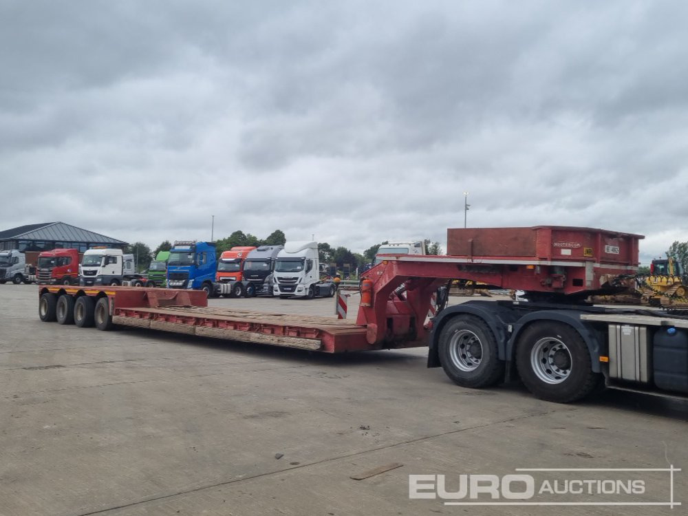 Žemo profilio platforma puspriekabė 4 Axle Drop Neck Low Loader Trailer, Power Steer, 3" Pin: foto 7