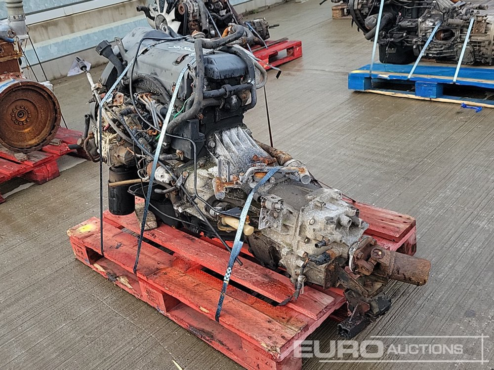 4 Cylinder Engine, Gearbox - Variklis: foto 3 4 Cylinder Engine, Gearbox - Variklis: foto 3