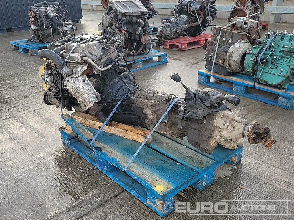 4 Cylinder Engine, Gearbox - Variklis: foto 3 4 Cylinder Engine, Gearbox - Variklis: foto 3