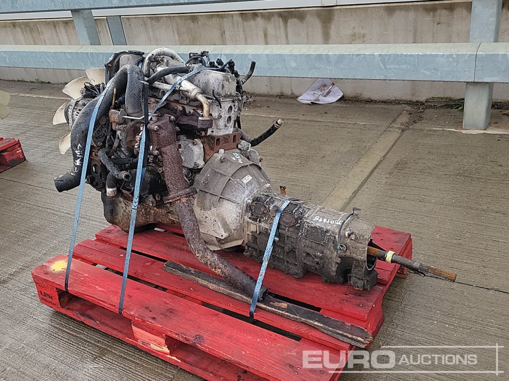 4 Cylinder Engine, Pump - Variklis: foto 3 4 Cylinder Engine, Pump - Variklis: foto 3