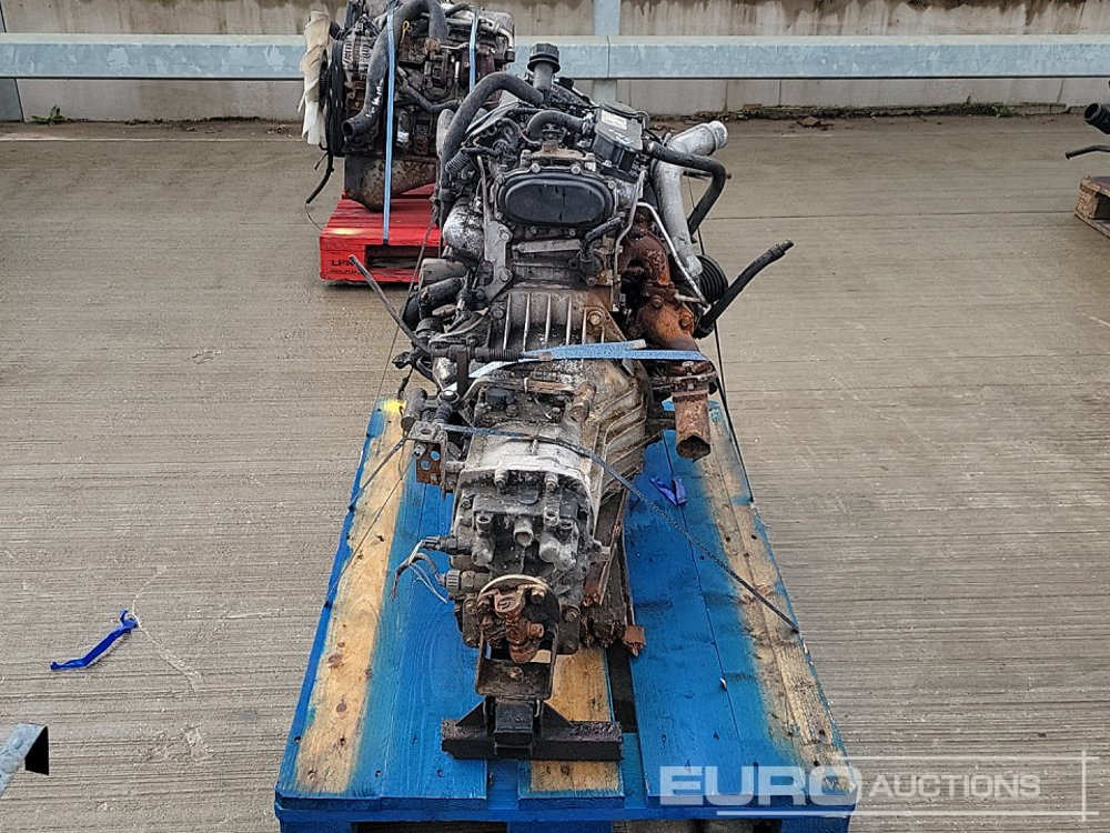 4 Cylinder Engine, Pump - Variklis: foto 4 4 Cylinder Engine, Pump - Variklis: foto 4