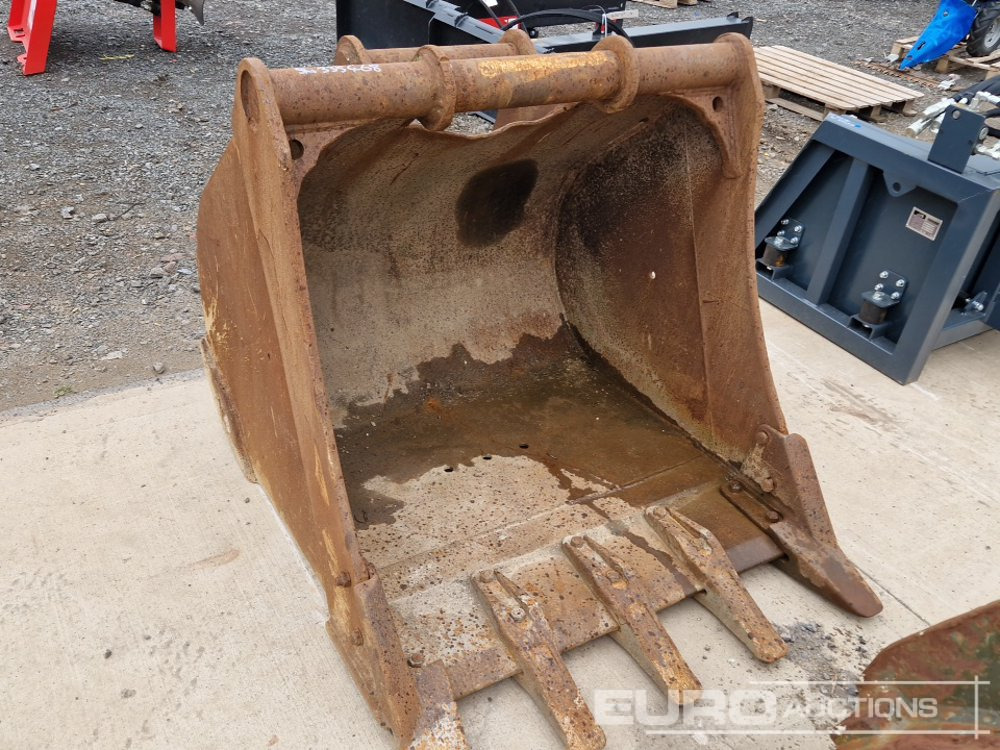 48" Digging Bucket 100mm Pin to suit 40 Ton Excavator - Kaušas: foto 1 48" Digging Bucket 100mm Pin to suit 40 Ton Excavator - Kaušas: foto 1