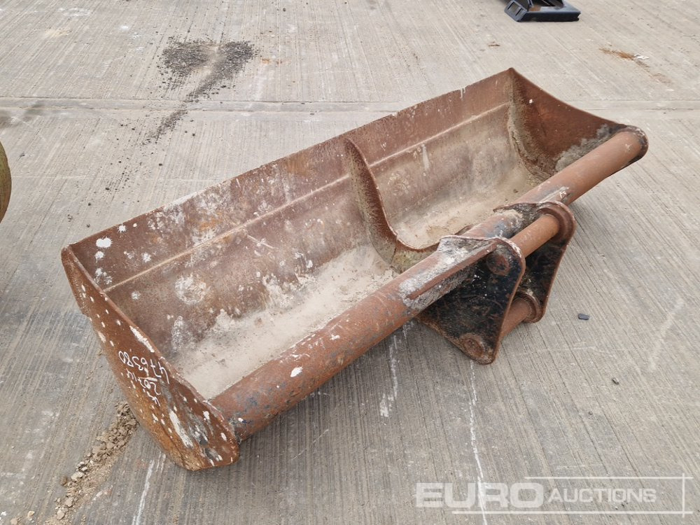 72" Ditching Bucket 60mm Pin to suit 10 Ton Excavator - Kaušas: foto 3 72" Ditching Bucket 60mm Pin to suit 10 Ton Excavator - Kaušas: foto 3